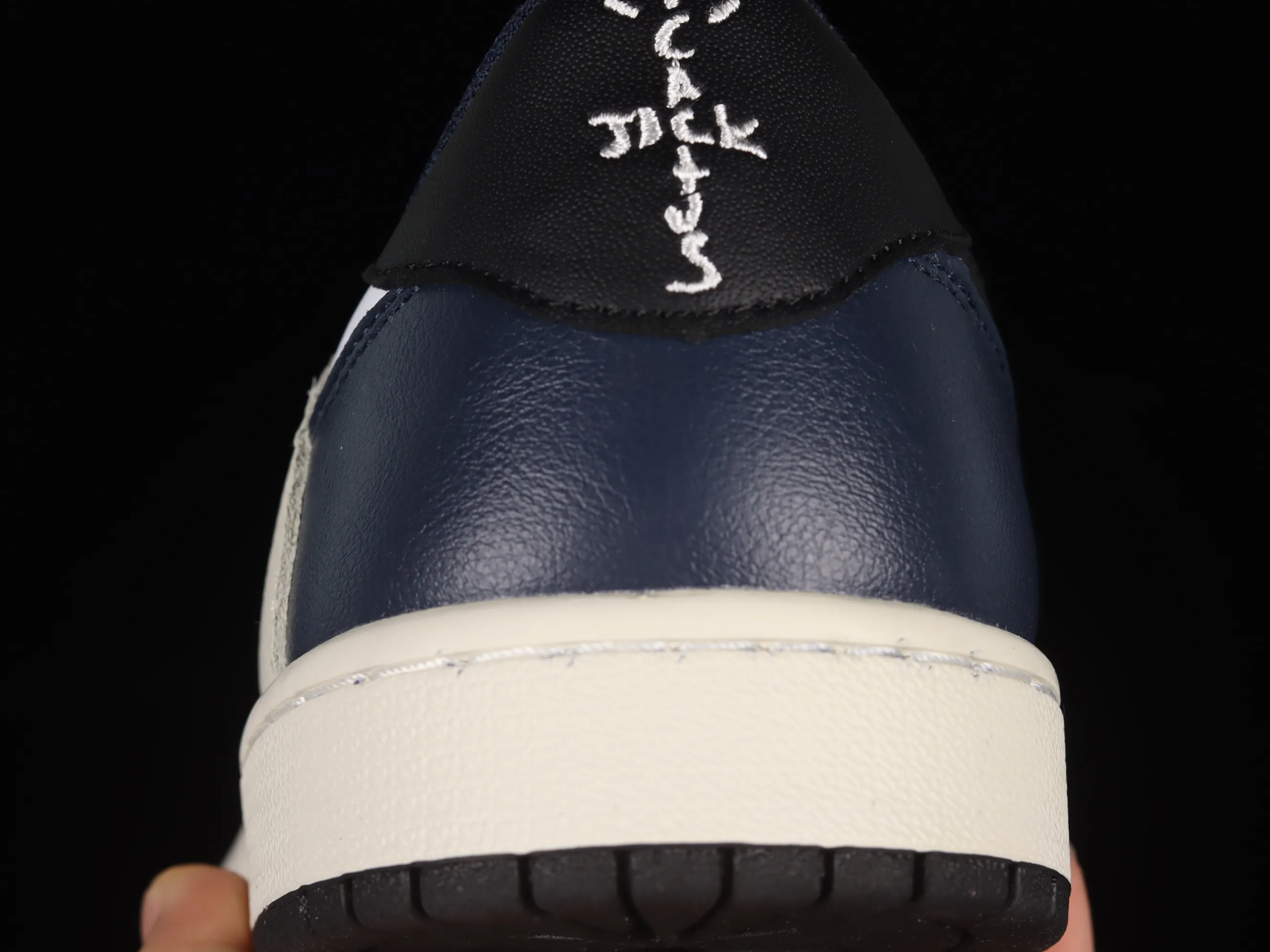 All Categories Air Jordan Jordan Series Basketball Shoes Air Jordan 1 Low Travis Scott x Air Jordan 1 AJ1 Joe 1 Overhook Low-top Basketball Shoes CQ4277-999